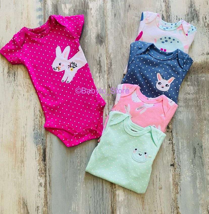 Set de 5 body Conejito fucsia