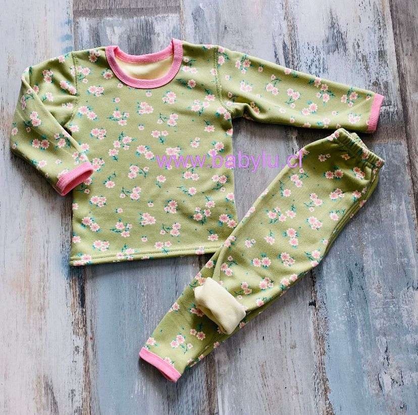 Pijama 2 piezas Micropolar flores Verde