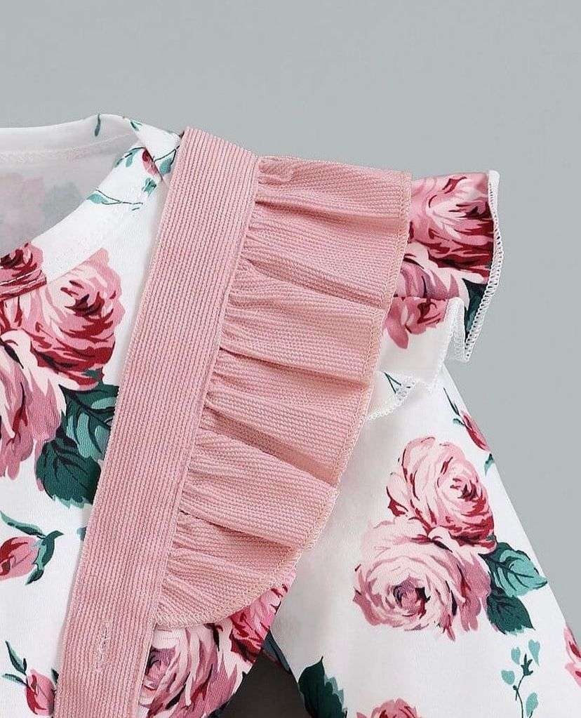 Jardinera + Body flores Rosado bebe