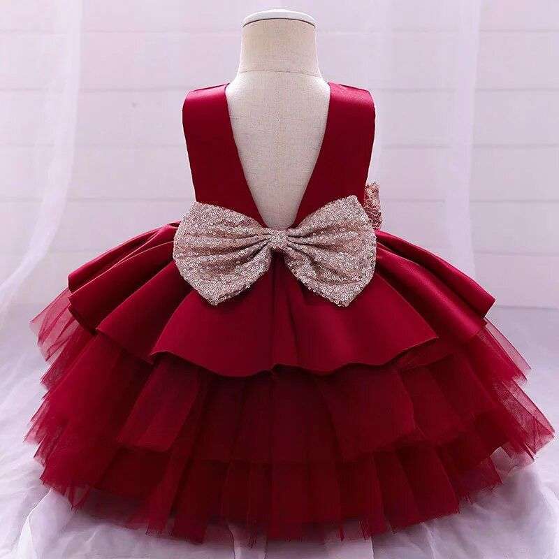Vestido Elegante Con Tull Y Lazo Rojo