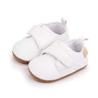 Zapatos blancos bebe