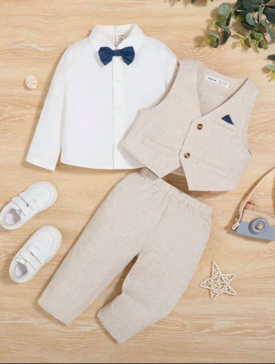 Conjunto formal 3 piezas crema niño