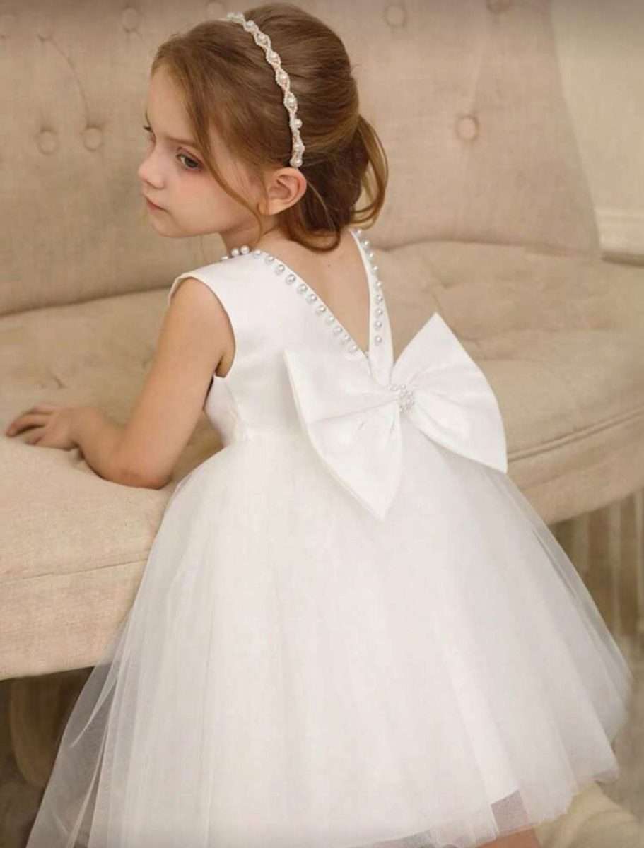 Vestido blanco con perlas