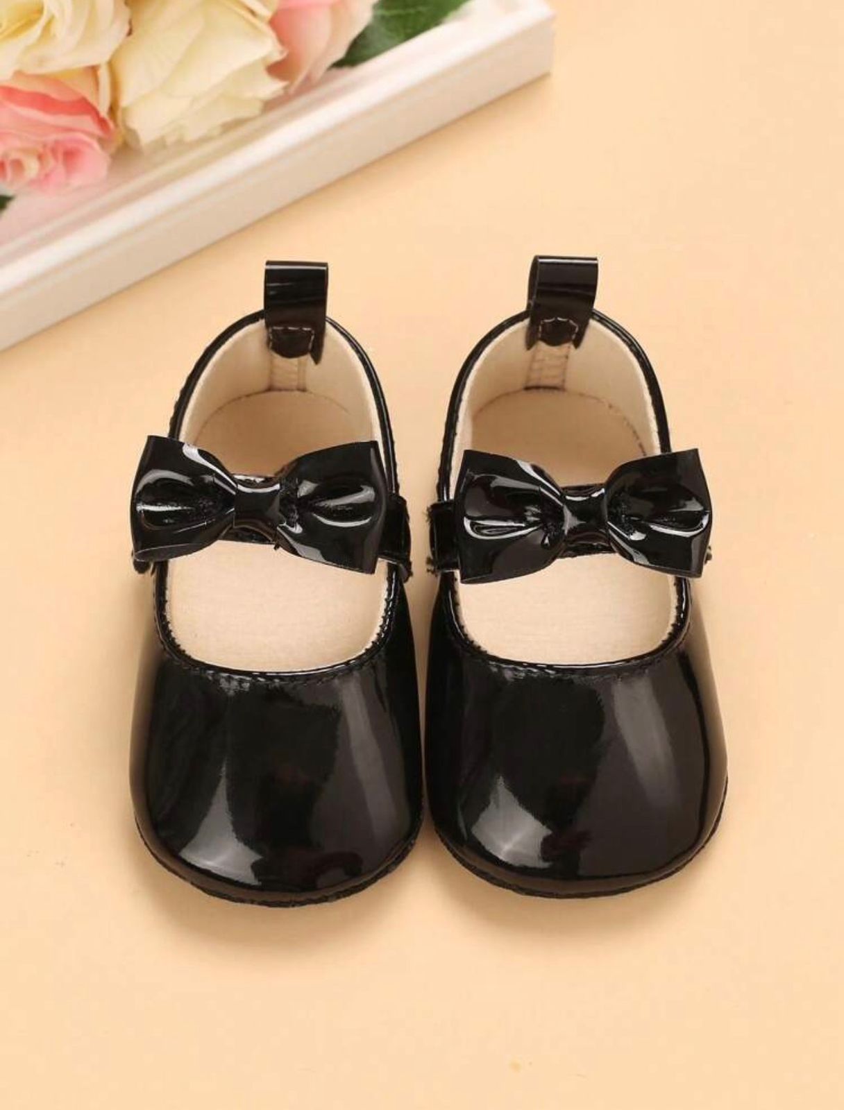 Zapatos de charol bebe