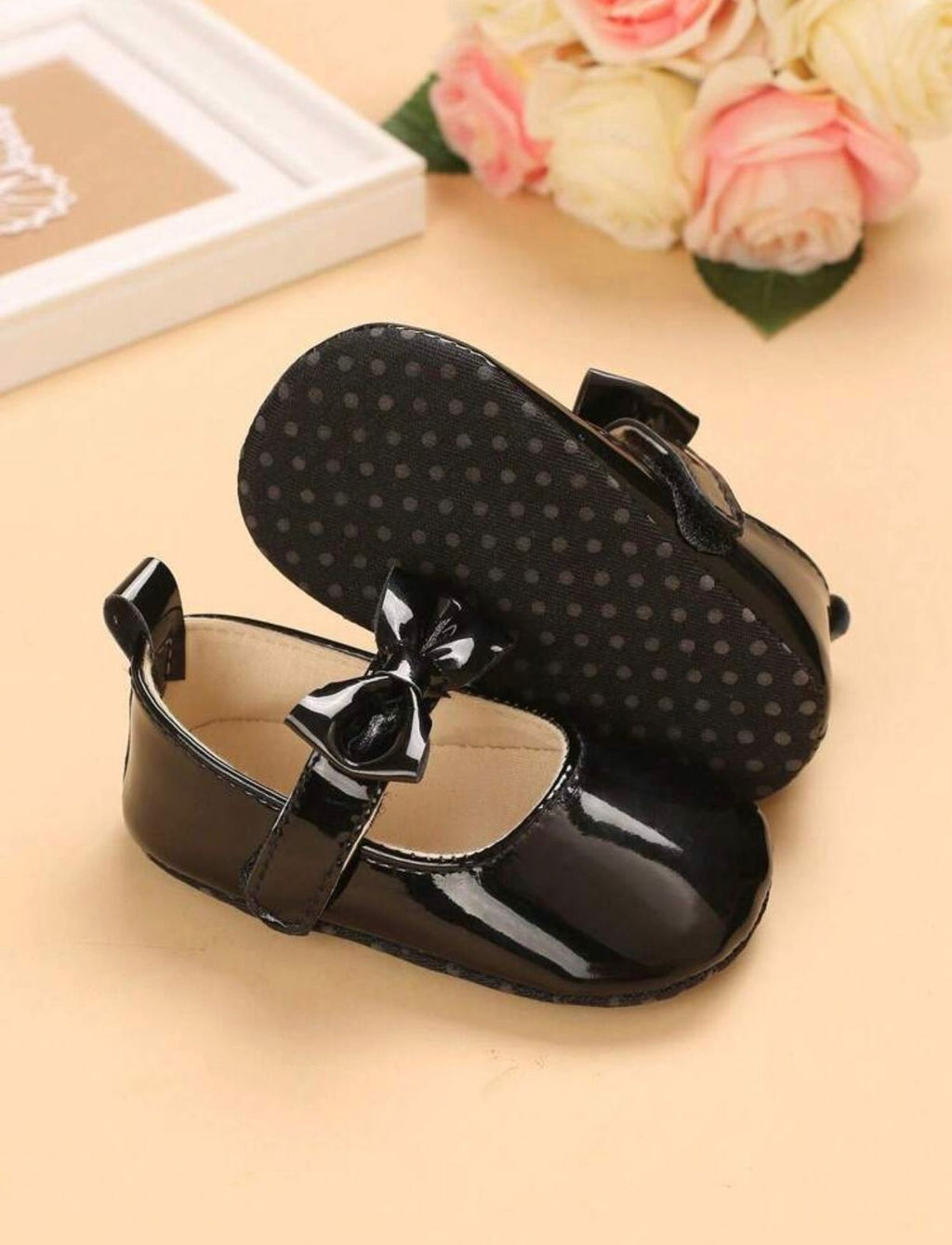 Zapatos de charol bebe