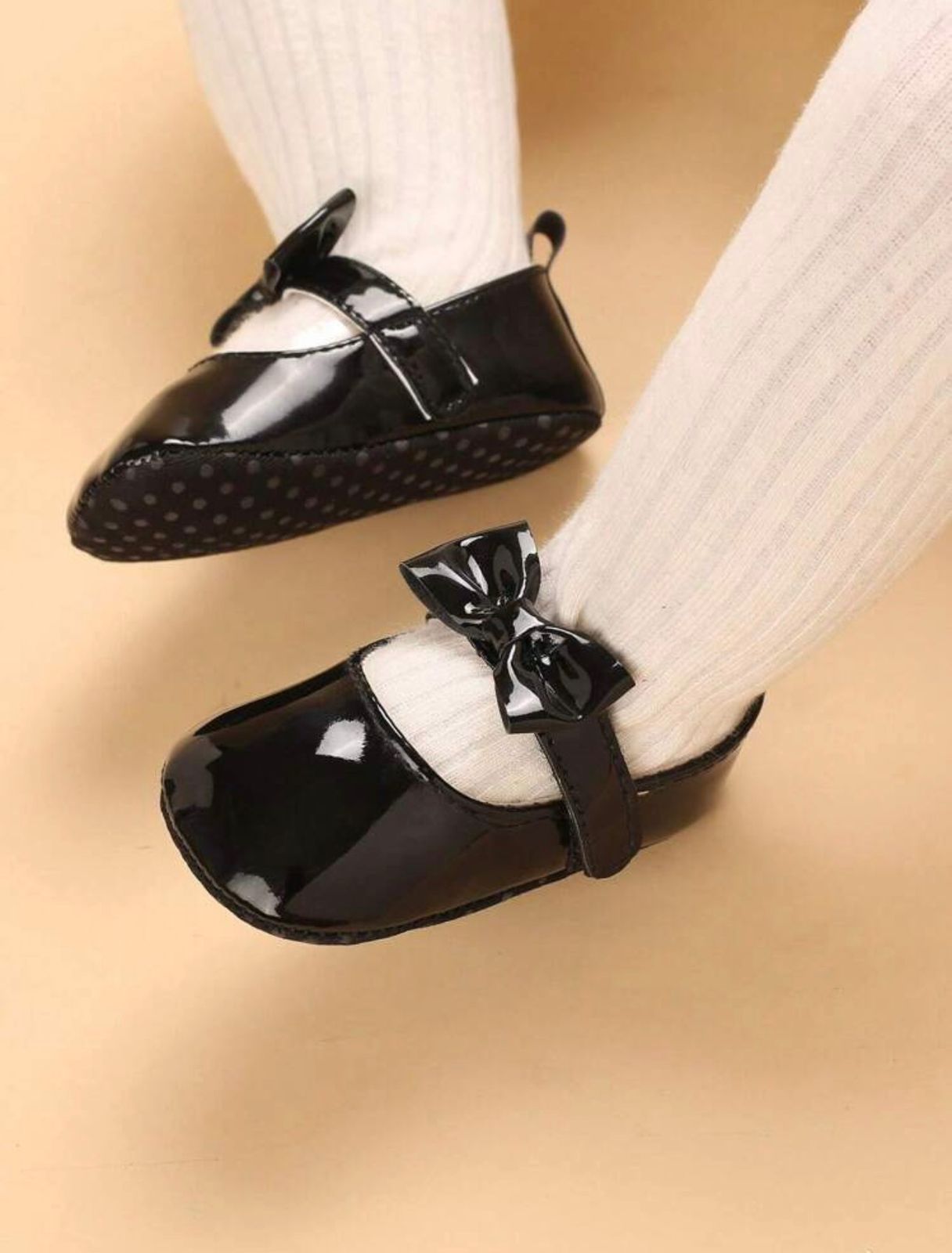 Zapatos de charol bebe
